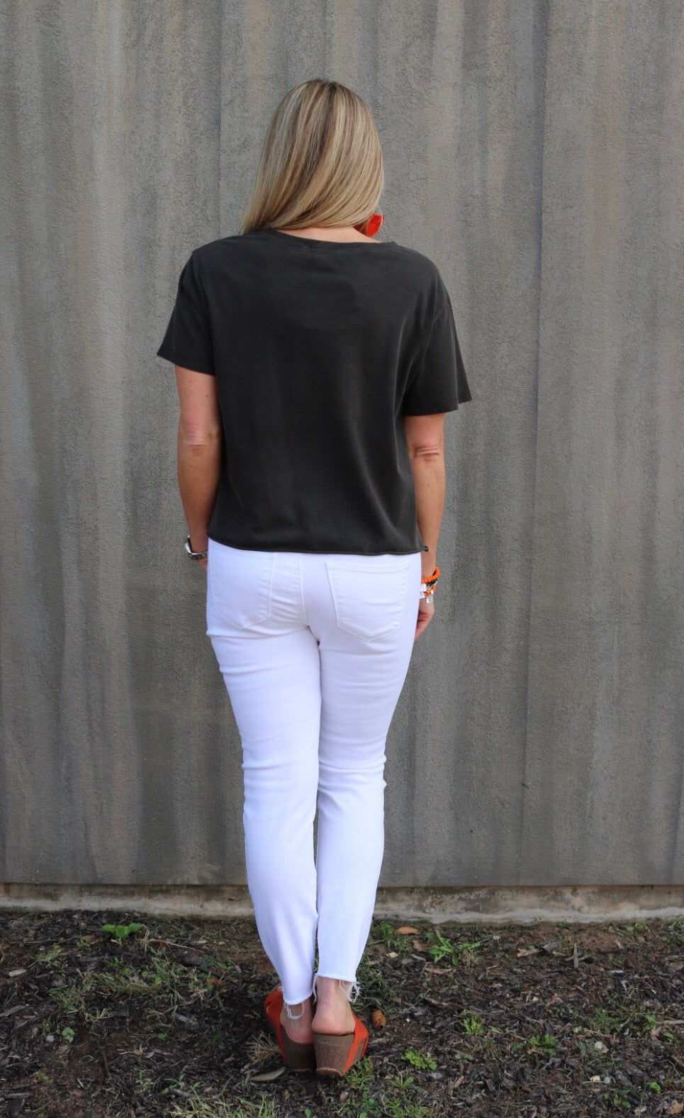 GAMEDAY COUTURE Logo KEEP IT CROPPED Snow Wash Tee Top