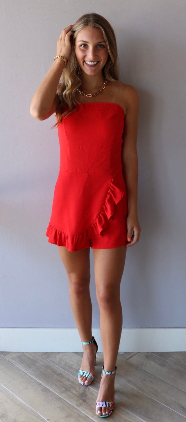 ECHOES Strapless RuffleSkort Short Romper