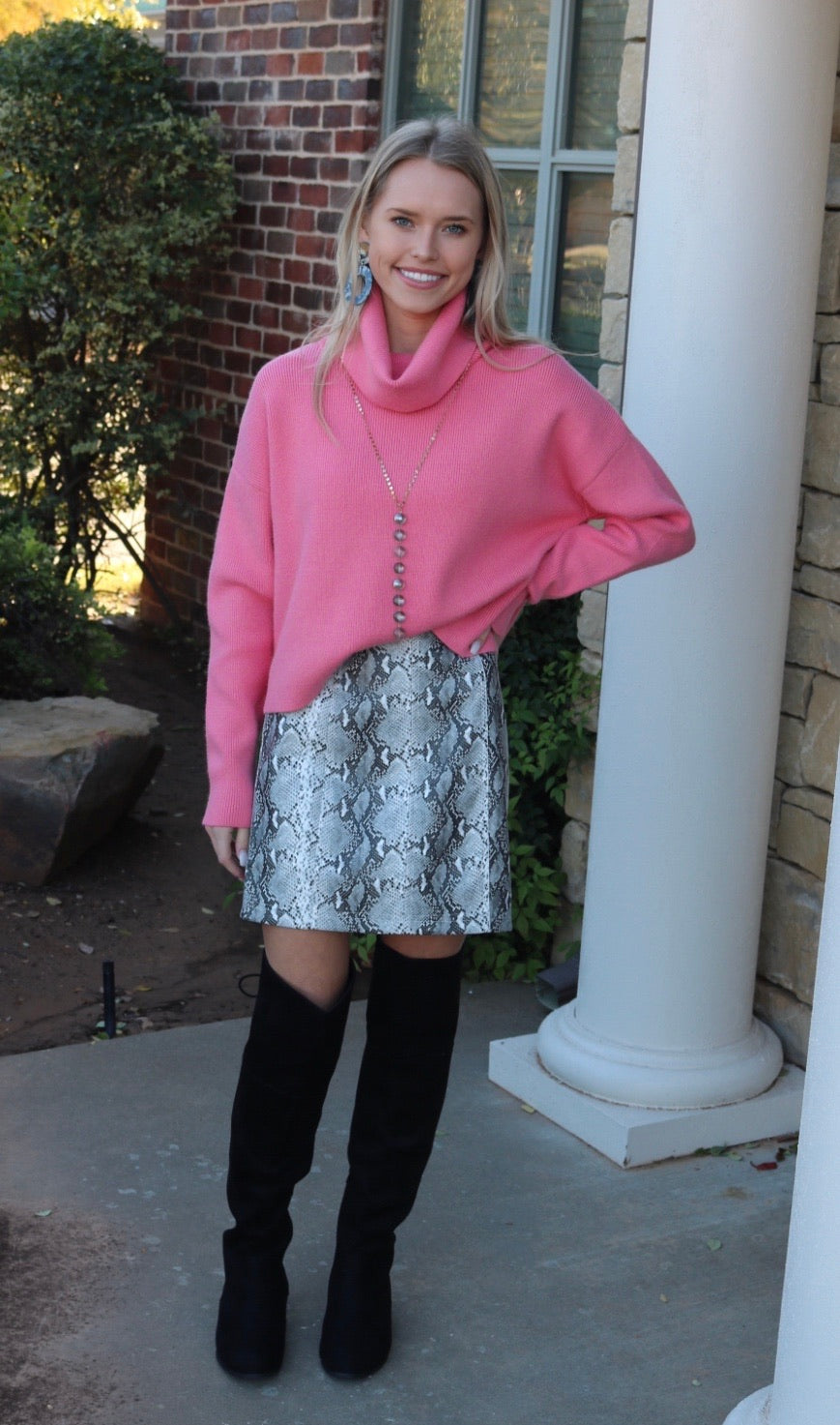 FOCUS TurtleNeck CropWaist Sweater Top