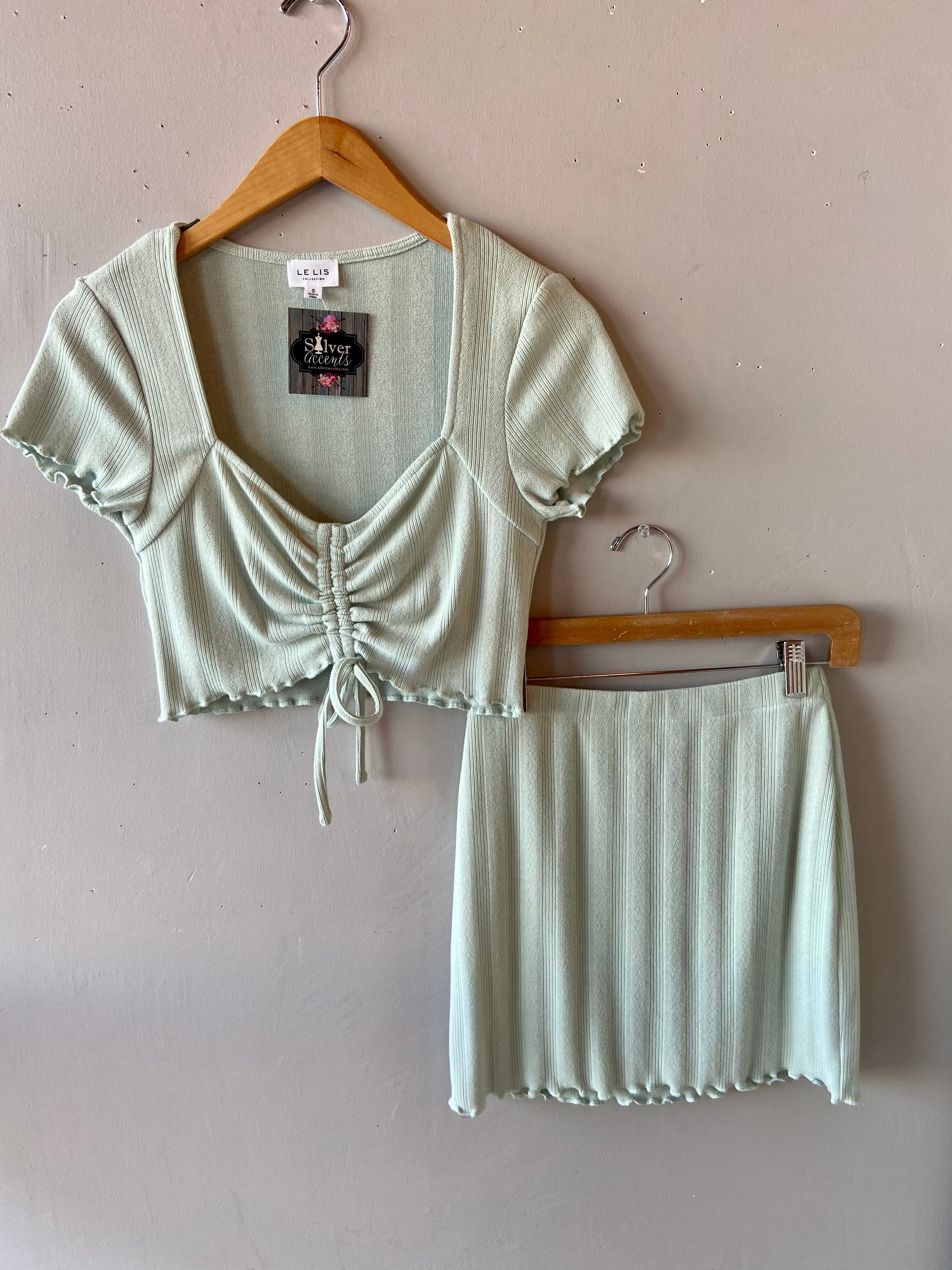 MAGNATE Rib Knit Lettuce Hem Skirt