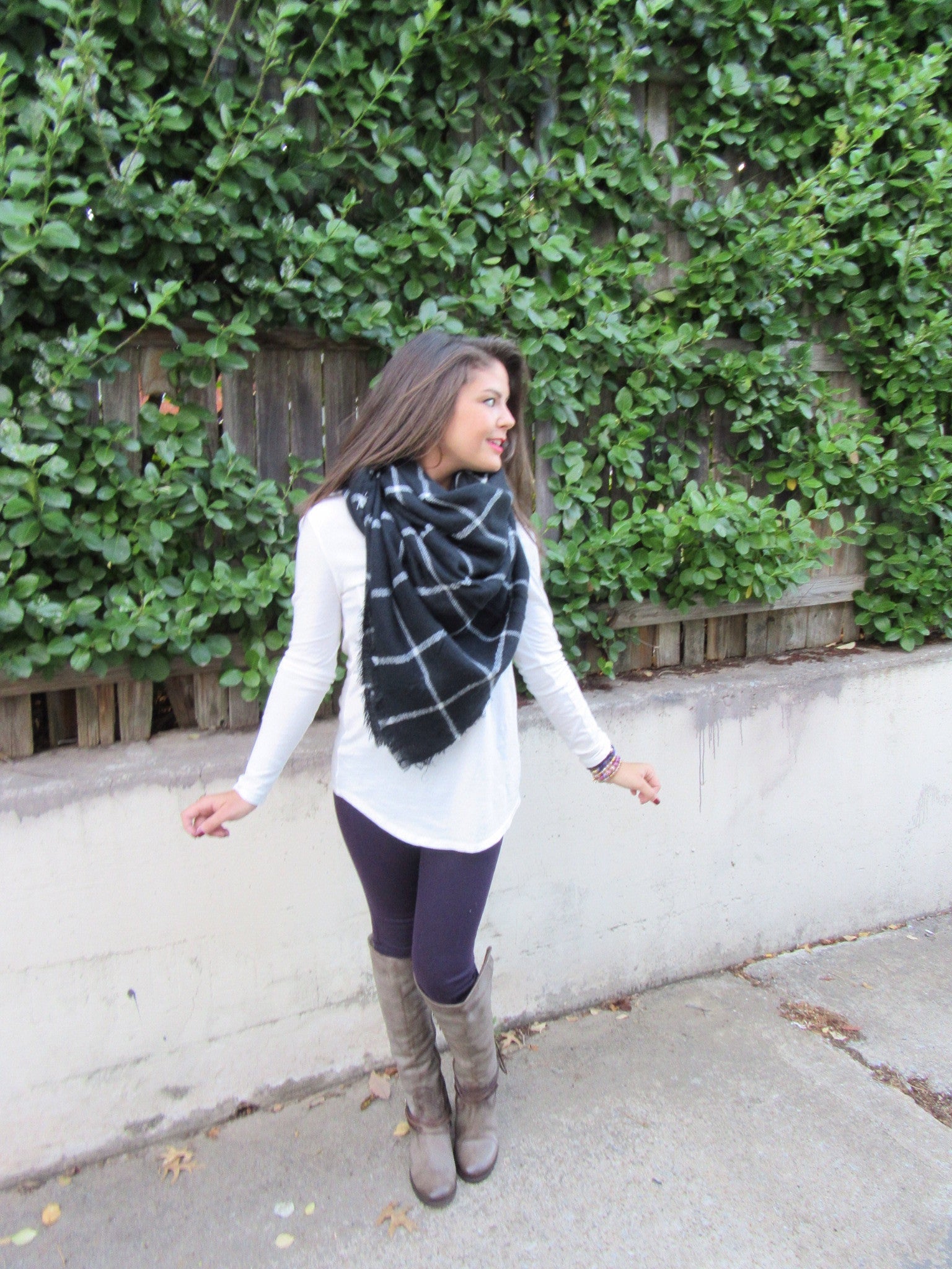 KATE Plaid Blanket Fringe Scarf