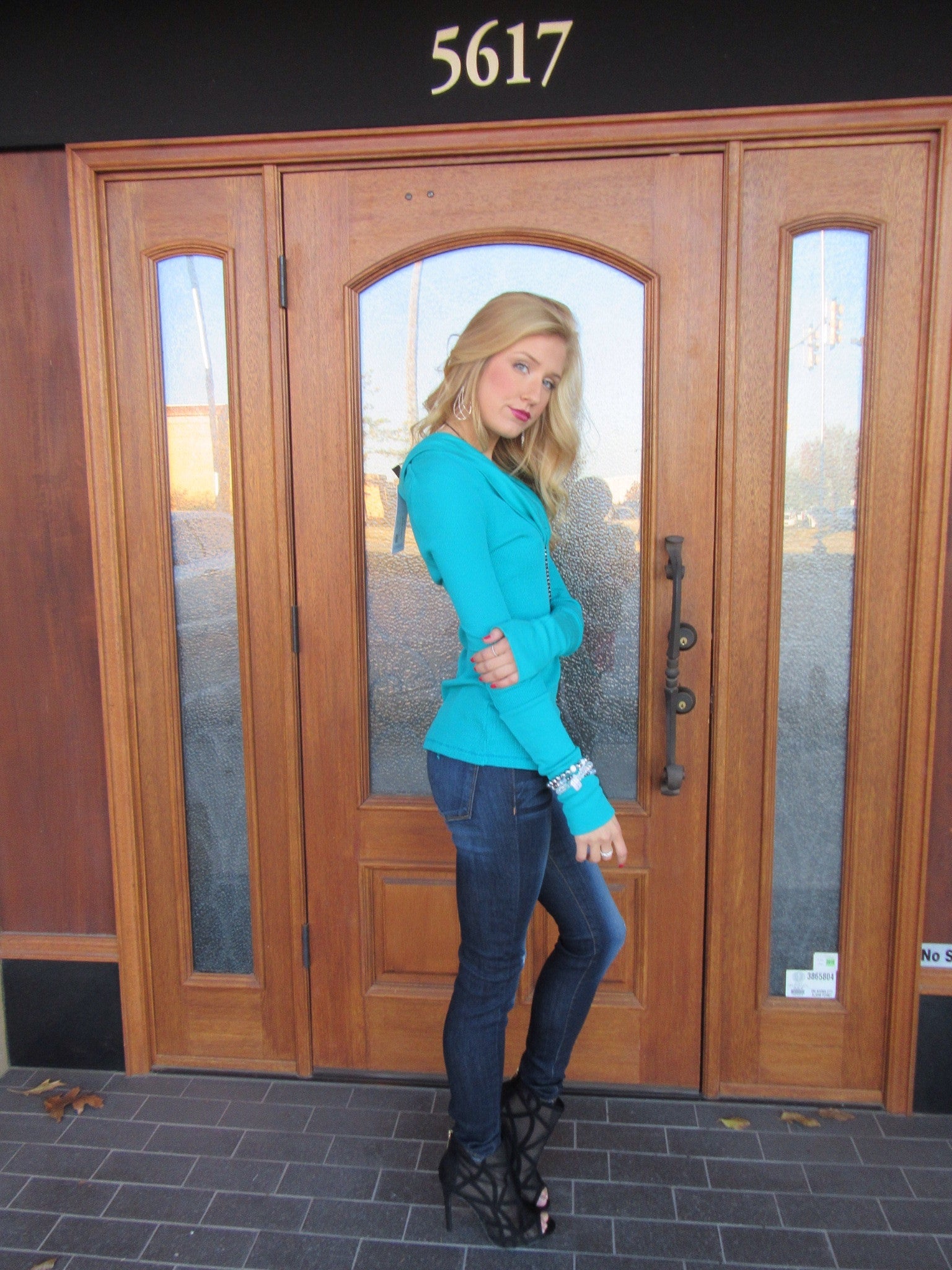 BOBI Thermal FACEOFF CowlNeck Top