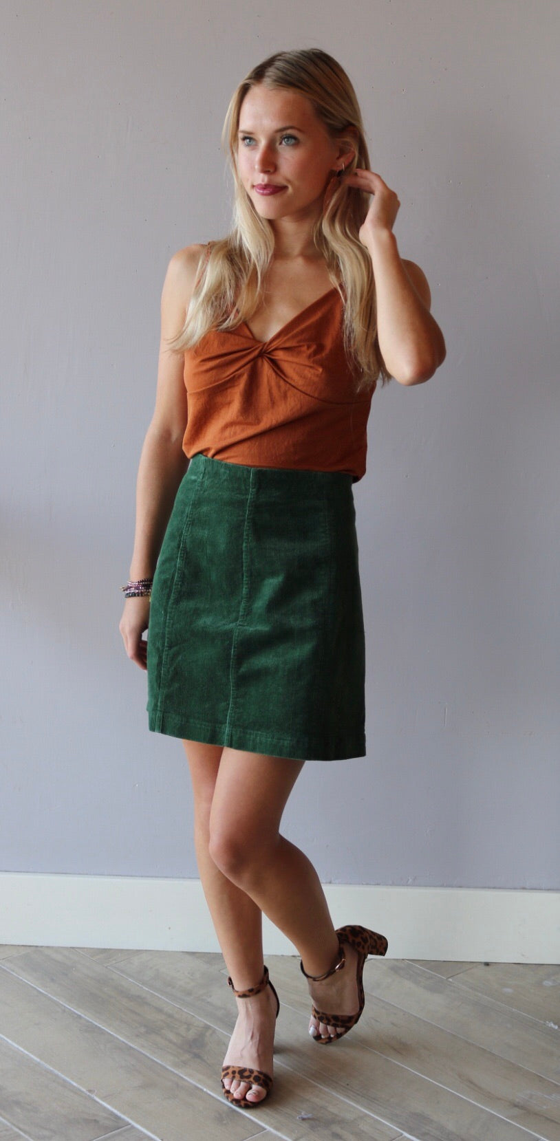 *Wishlist FORTUNATE TwistBust Linen Blend Cami Top