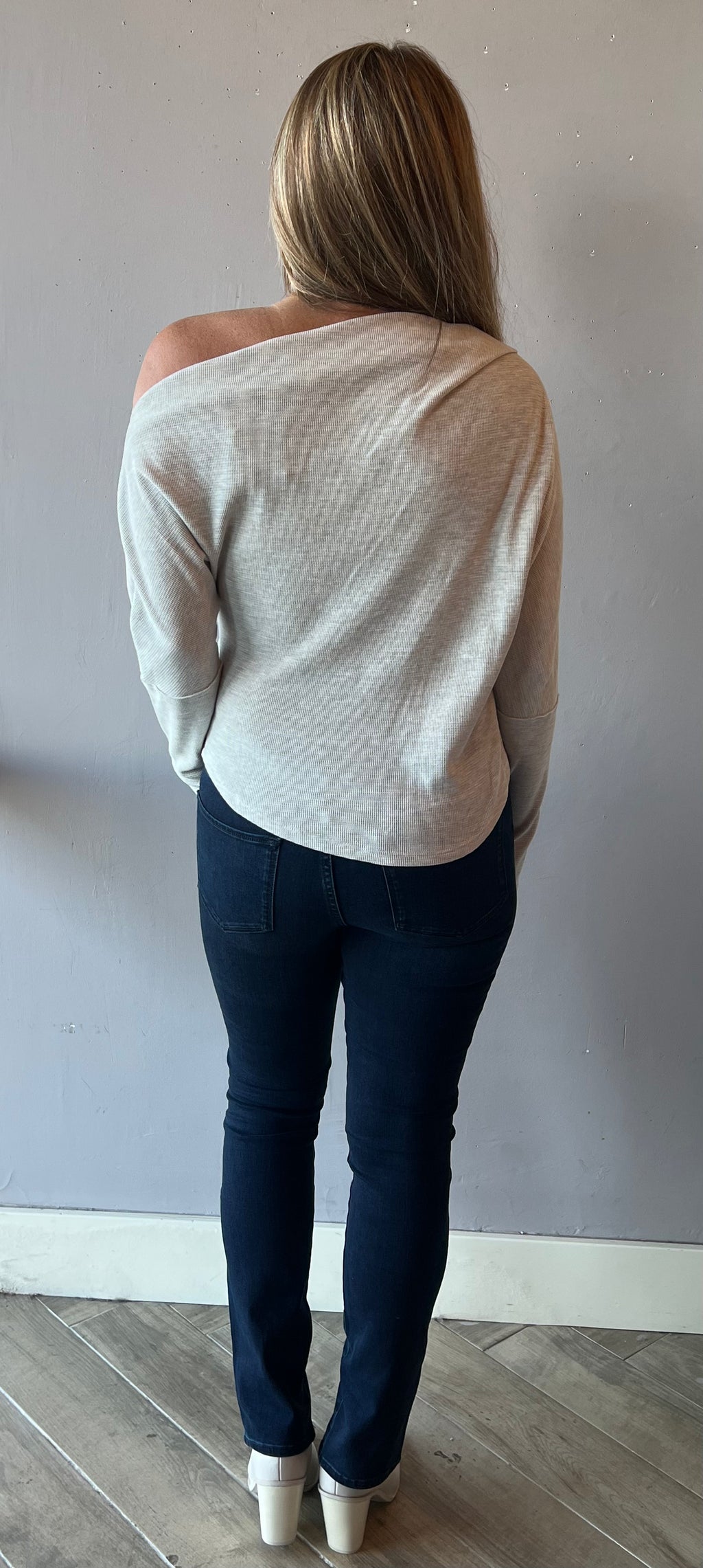 FREE PEOPLE Thermal FUJI OffShoulder Top w/Thumbholes