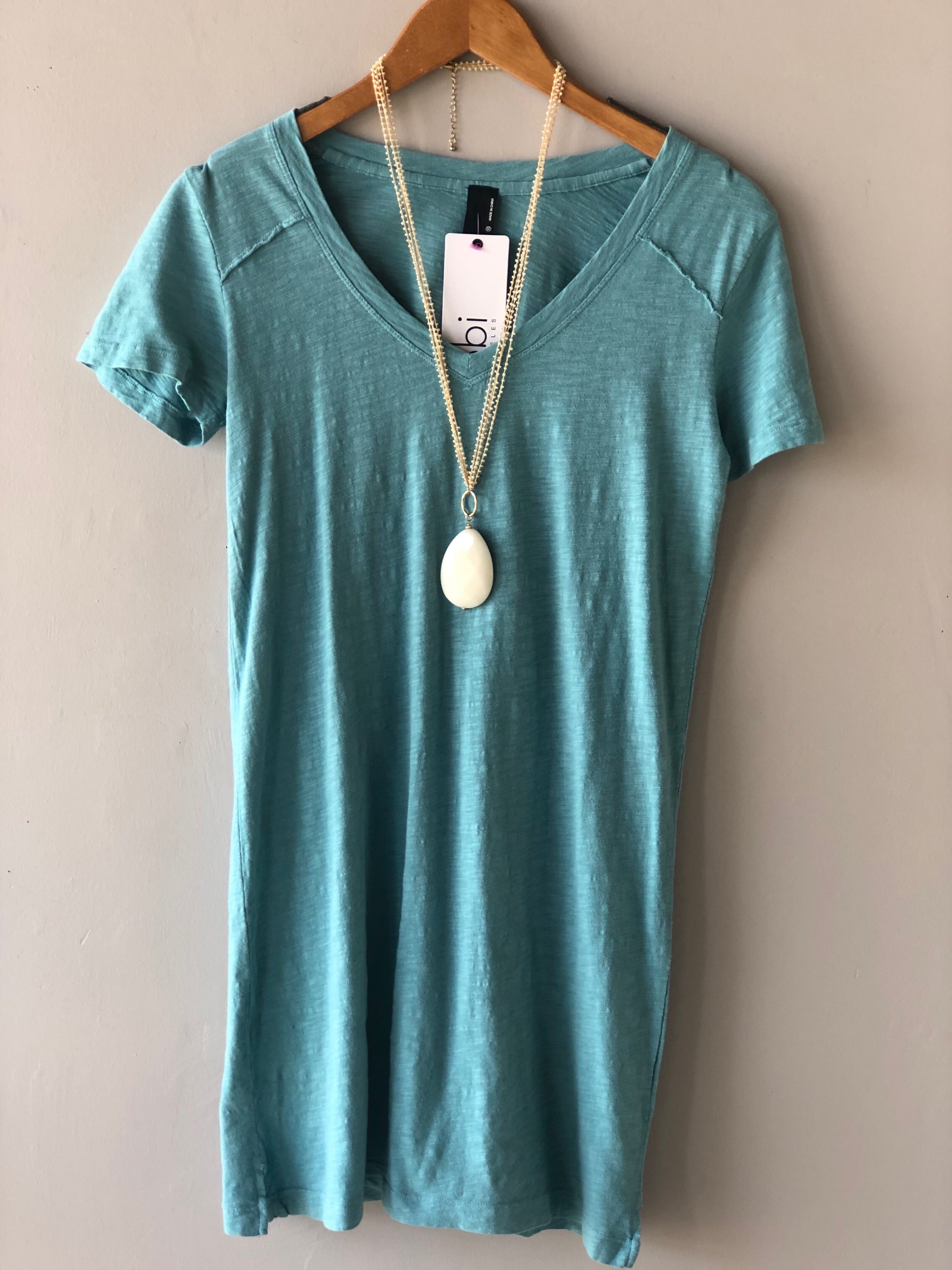 BOBI V-Neck BOURNE RawHem T-Shirt Dress