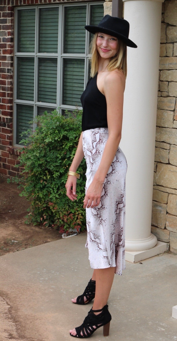ROOK One Shoulder Off Short Sleeve Top