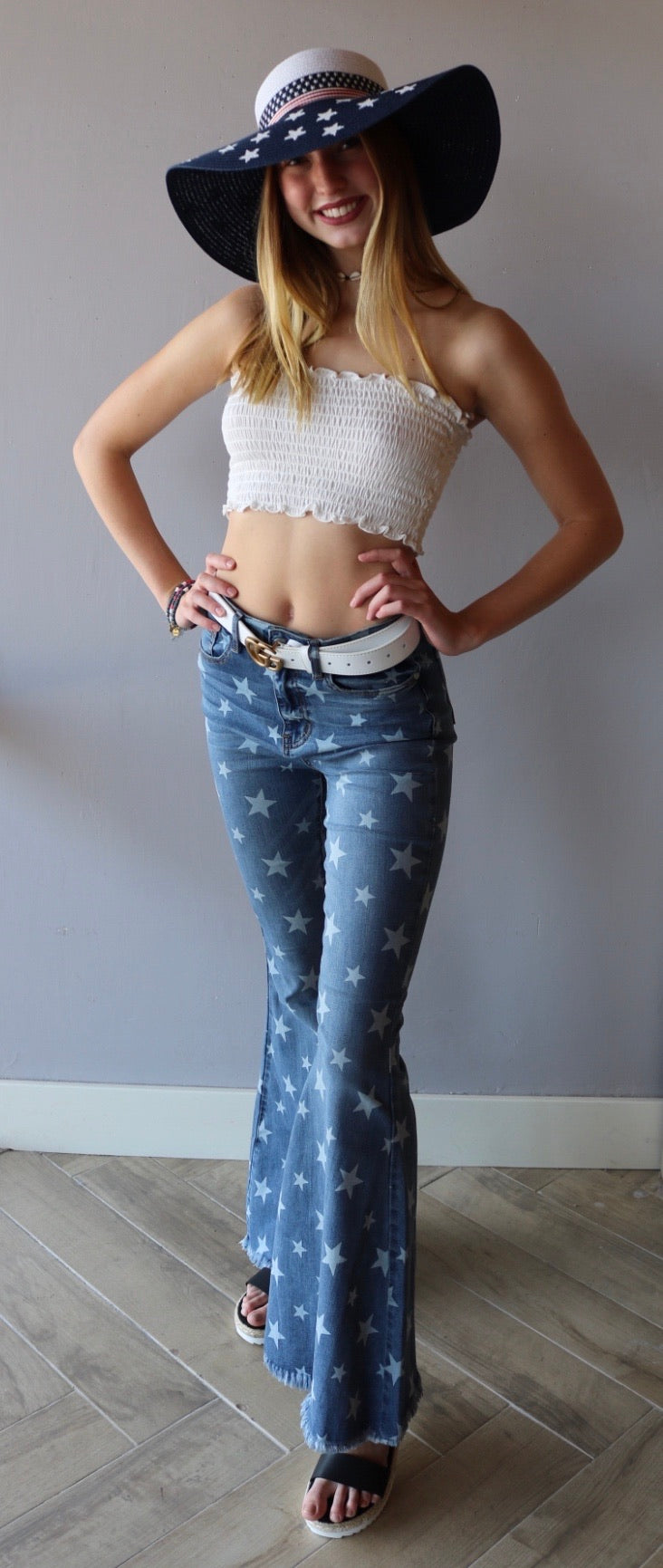 SHOWDOWN Star Print SuperFlare RawHem Jean