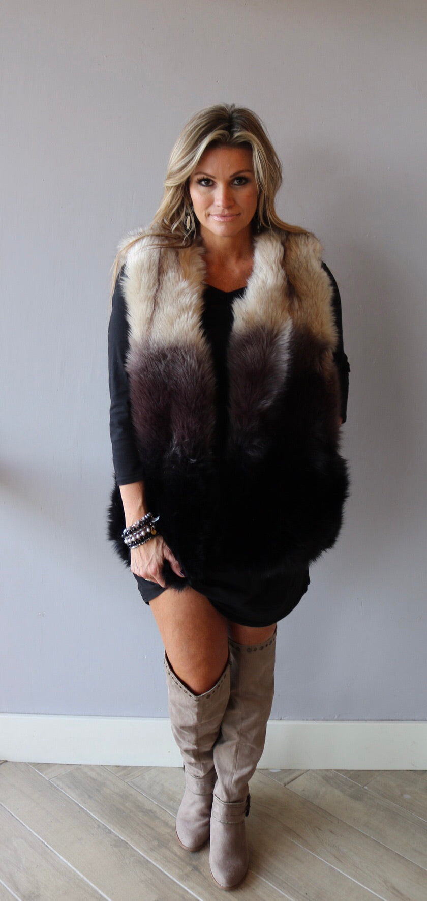 BOBI COLLIDE Bottom Twist V-Neck HalfSleeve Jersey Dress