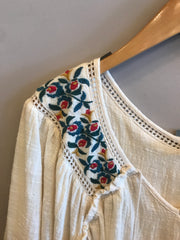 NANTUCKET Embroidered Floral Natural Top