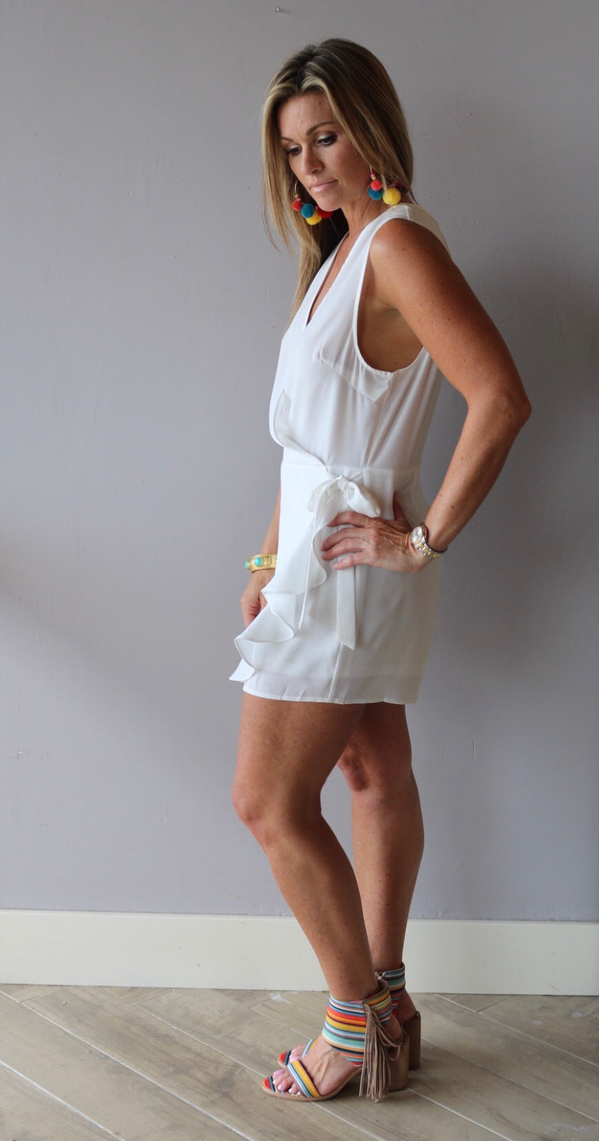 ENTRO V-Neck STEADY Wrap Ruffle Tie Waist Romper