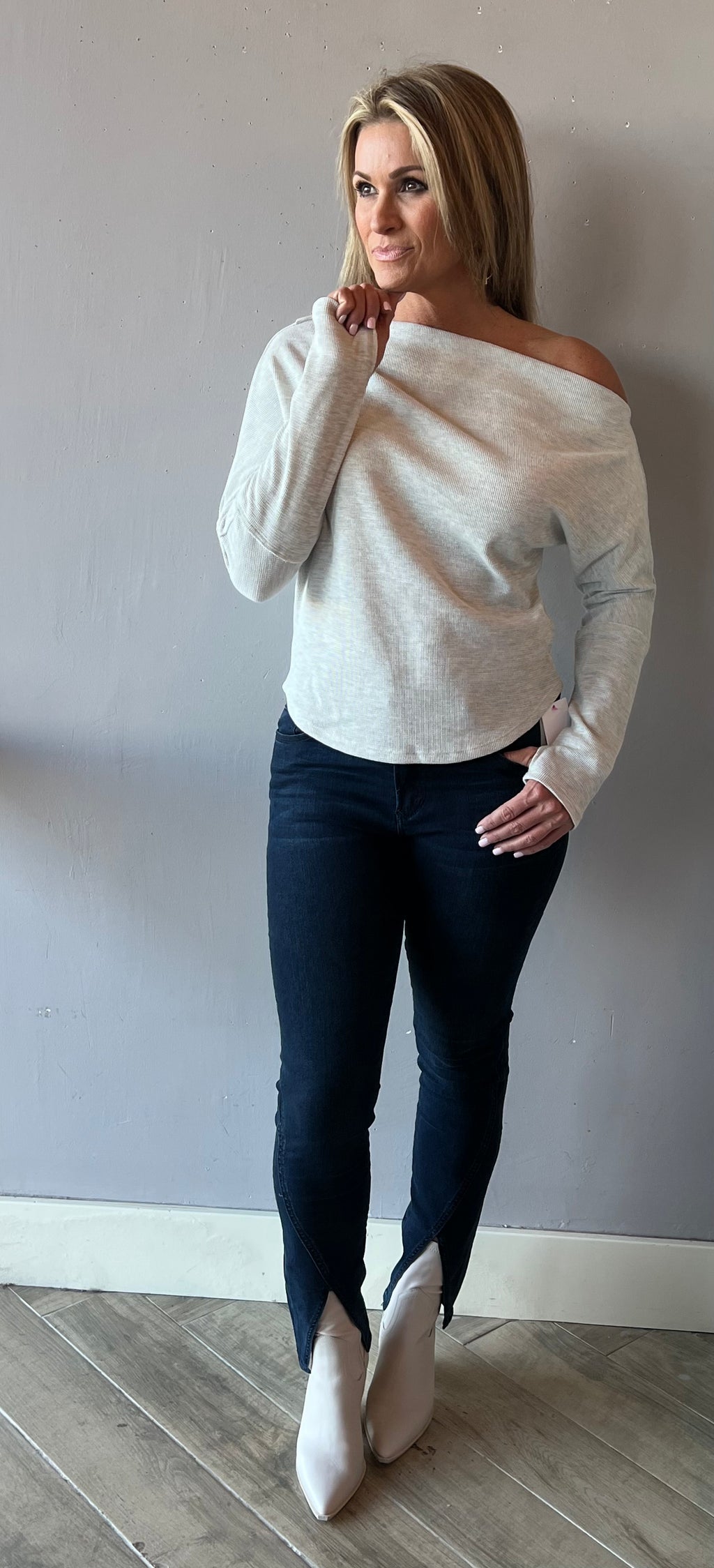 FREE PEOPLE Thermal FUJI OffShoulder Top w/Thumbholes