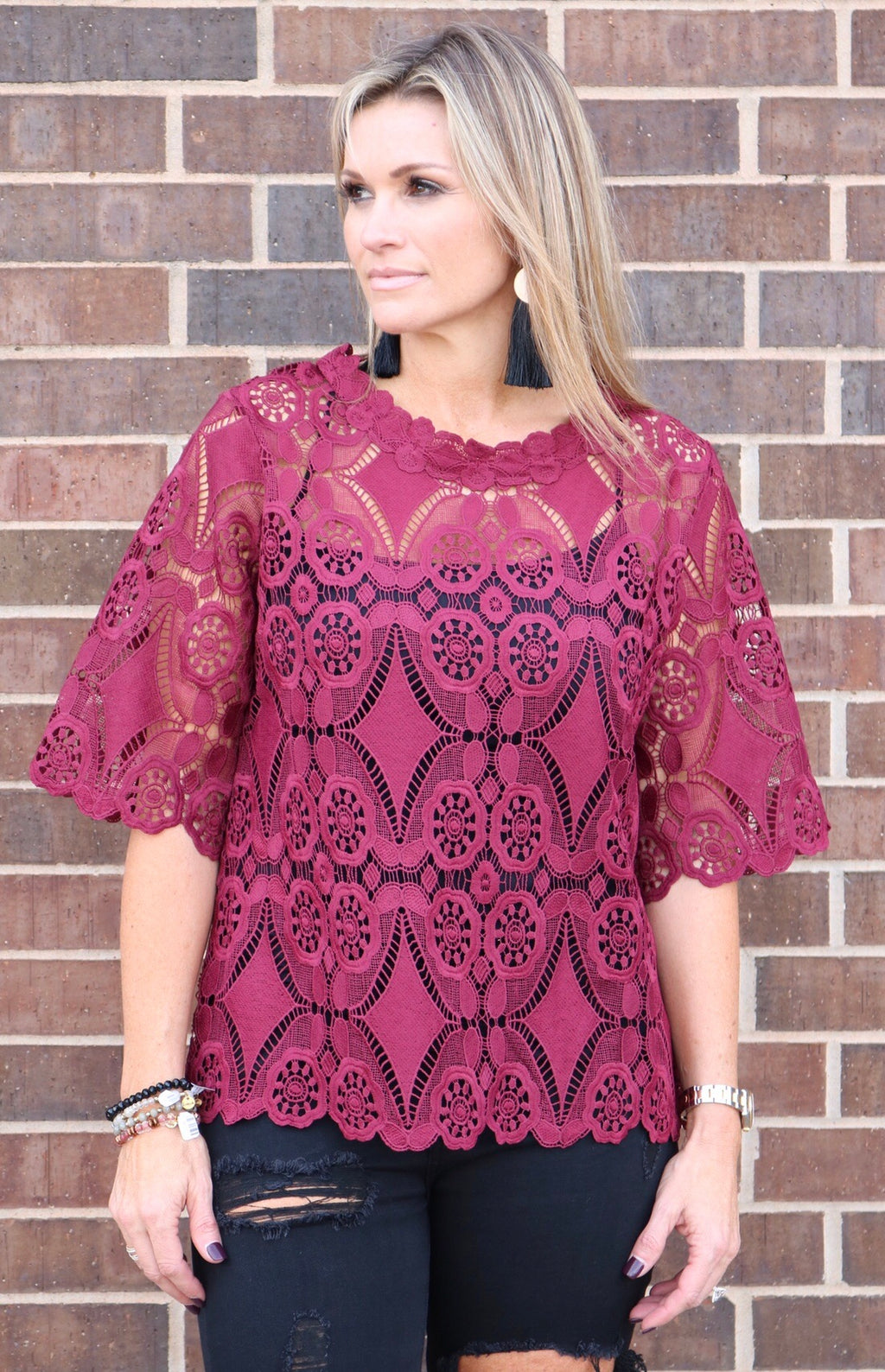 INITIATIVE Crochet Lace Elbow Sleeve CrewNeck Top