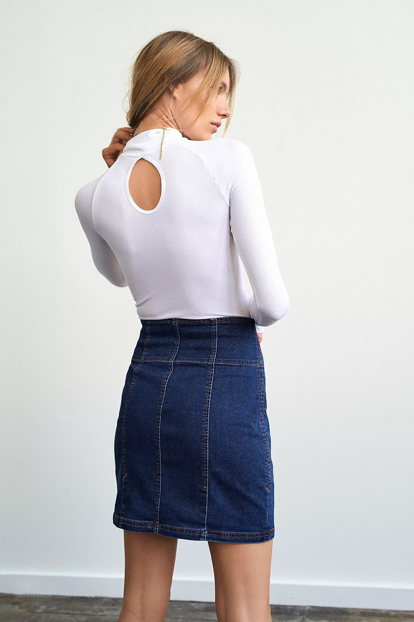 FREE  PEOPLE Denim HOLDING ONTO A DREAM Slit Front Skirt