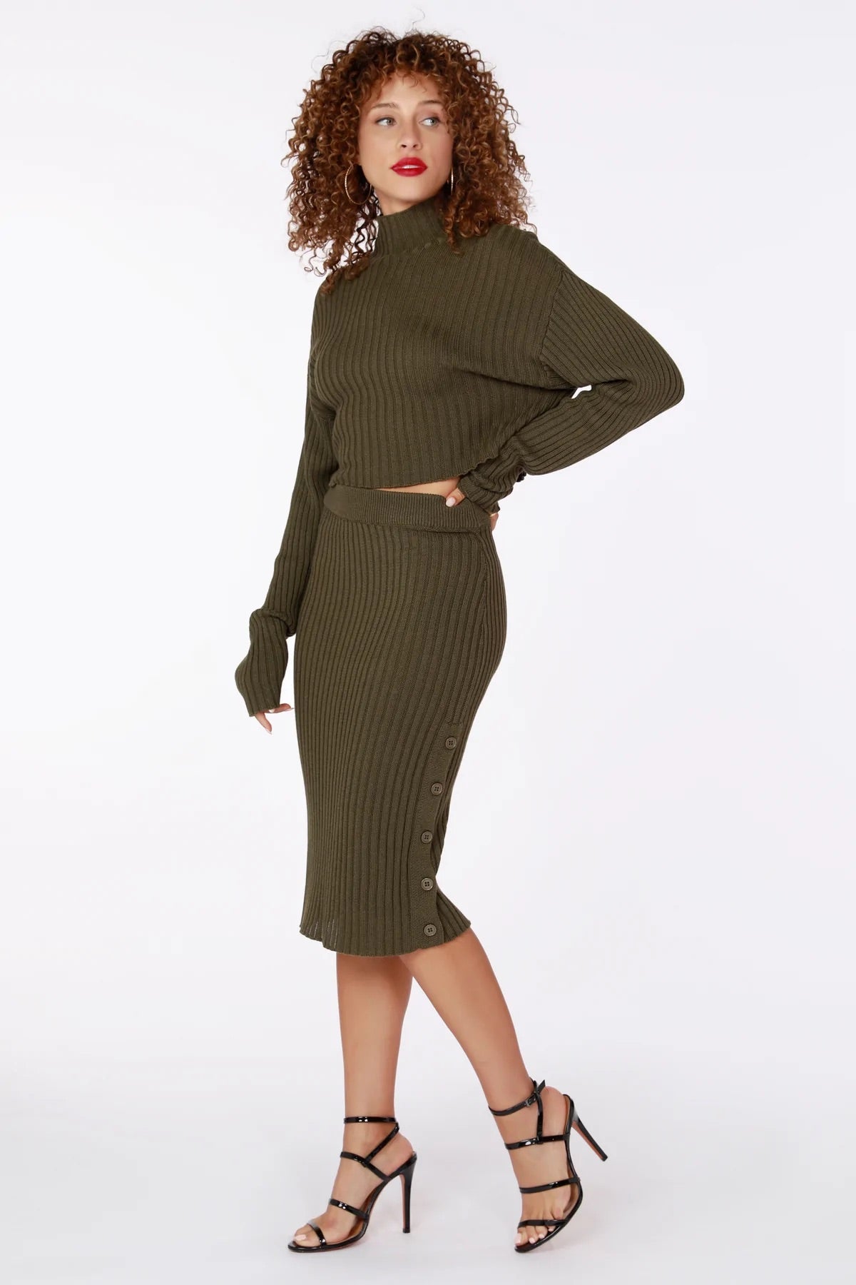 BOBIBLACK Crop RESPOND Turtleneck RibKnit Top