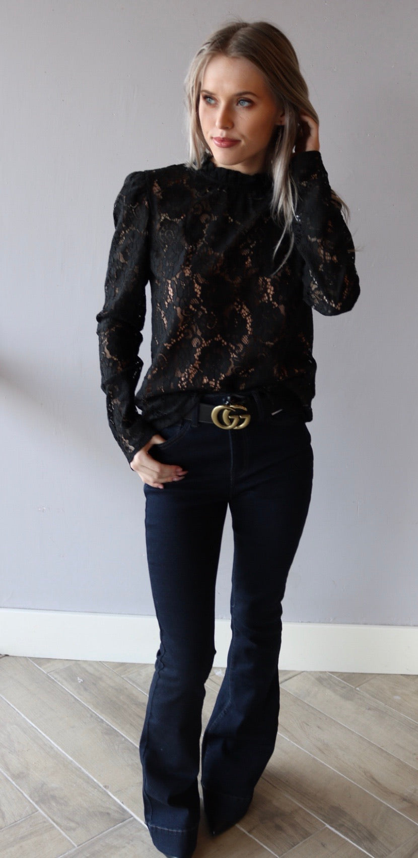 Mittoshop ARTFUL Lace Gathered MockNeck PuffSleeve Top