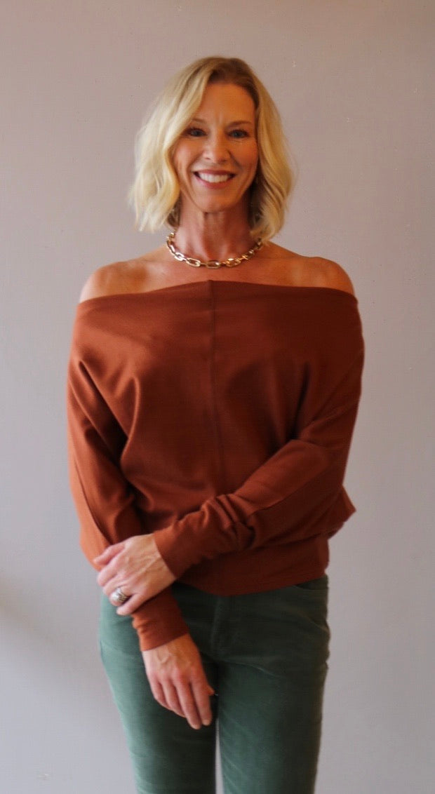 CARAT Off~Shoulder DolmanSleeve Knit Top