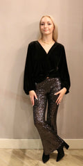 ANOTHER LOVE Velvet ARIAH Crossover Top