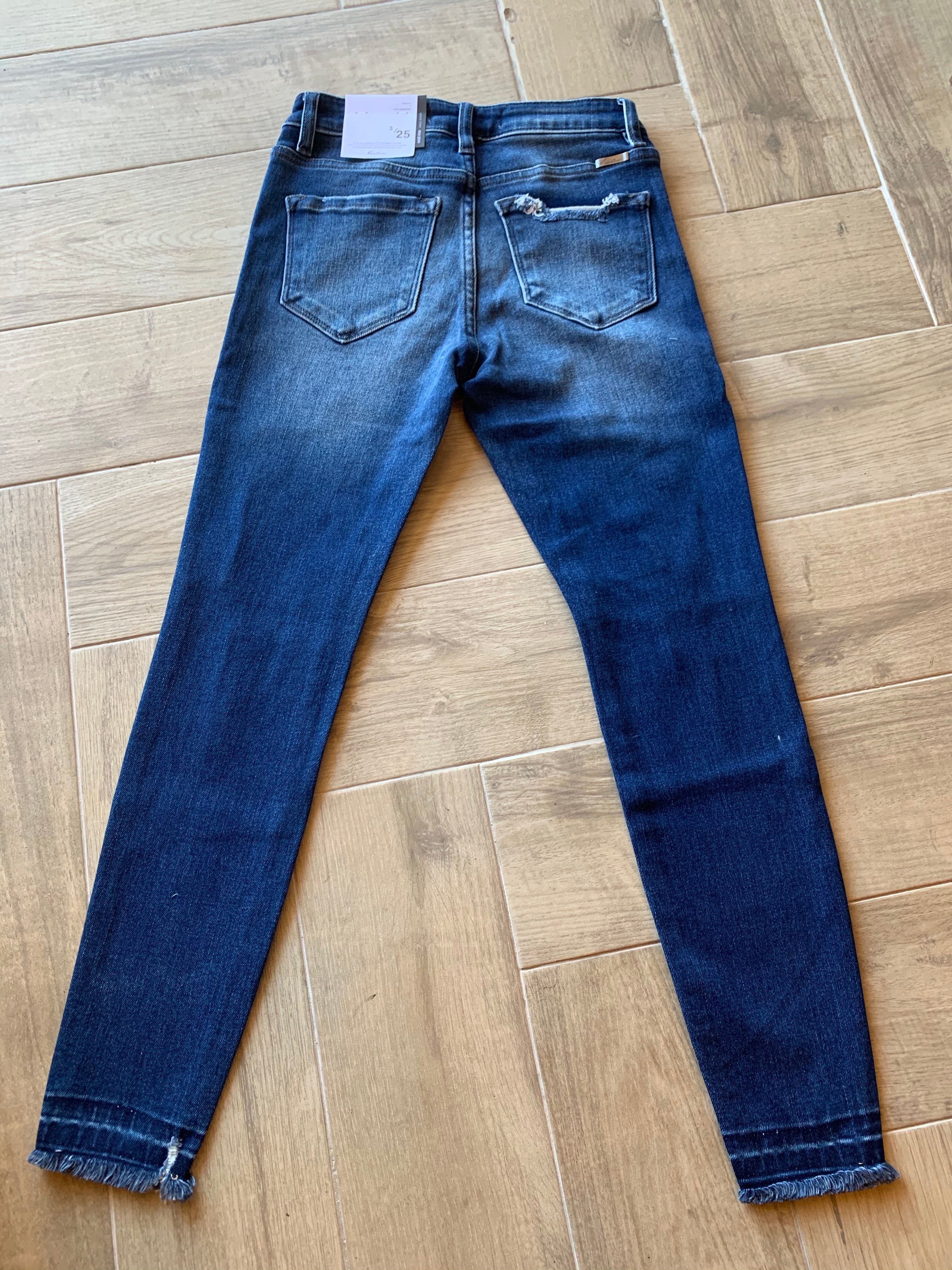 KANCAN MidRise RIALTO Distressed Ankle Skinny Jeans