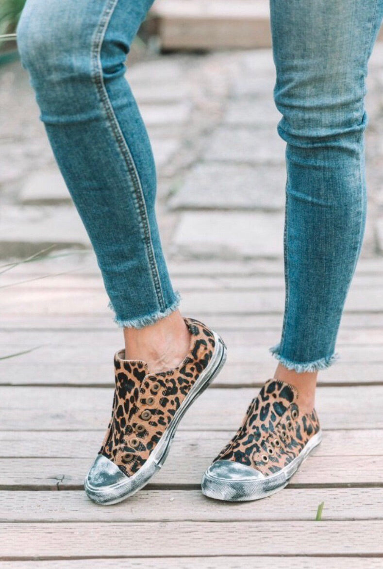 NAUGHTY MONKEY Vintage Distressed SHALOMAR Ponyhair Sneaker Shoe