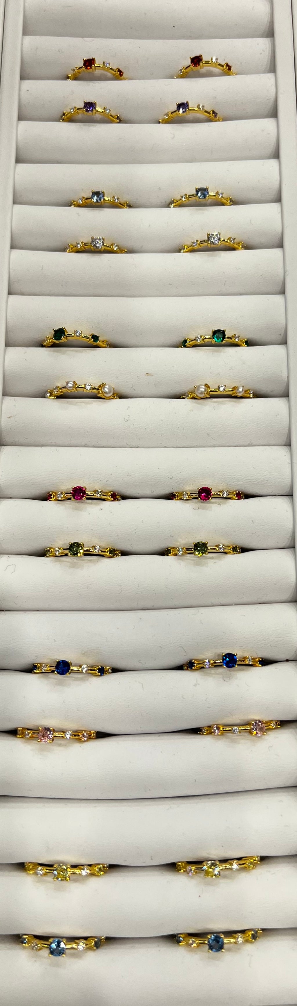 ALLISON AVERY MAGIC Infinity Band Ring