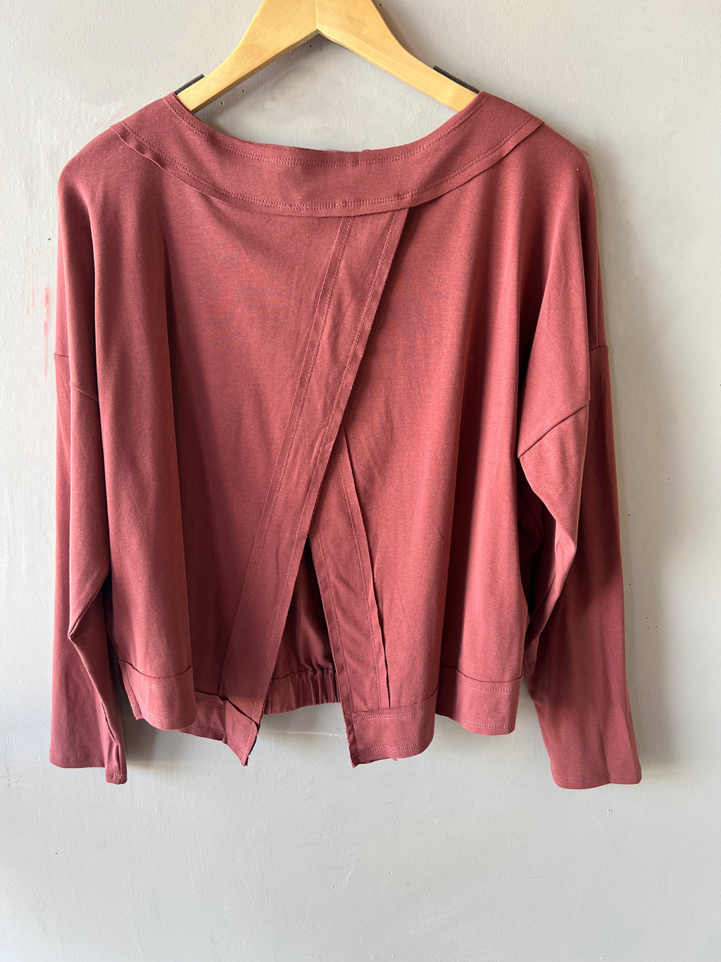 MASTERPIECE Boatneck Flyback Banded Top