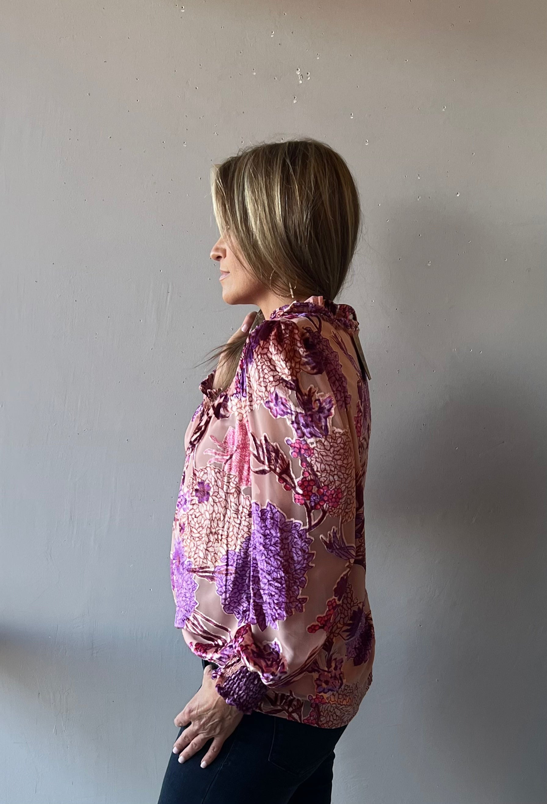 *IVY JANE Burn Out FROST Velvet Mock Neck Top