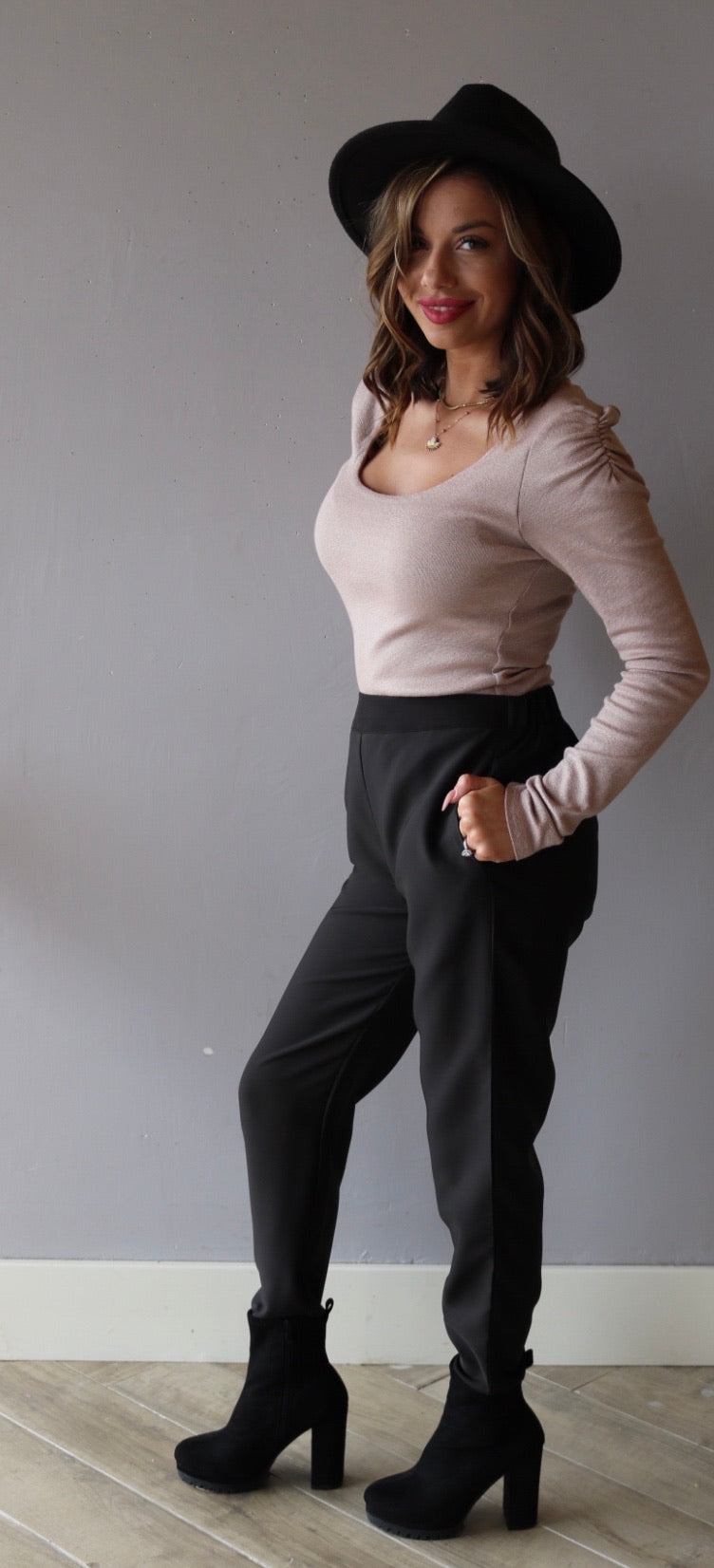 MICHAEL STARS RoucheSleeve BARBARA ScoopNeck ShineJersey Top