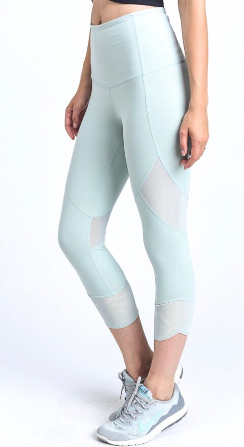 ALL OUT Mesh Panel Crop Leggings