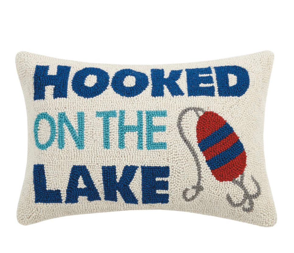 PH HandHooked HOOKED ON THE LAKE Pillow