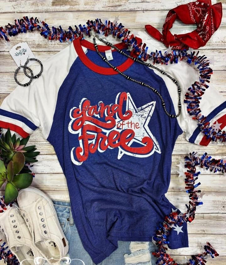 TTT LAND OF FREE Vintage Varsity Tee Top