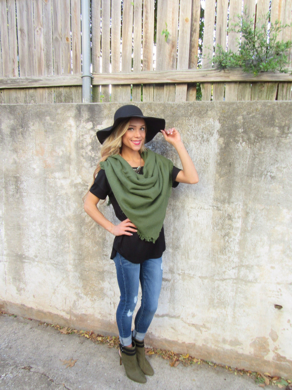 KATE Plaid Blanket Fringe Scarf