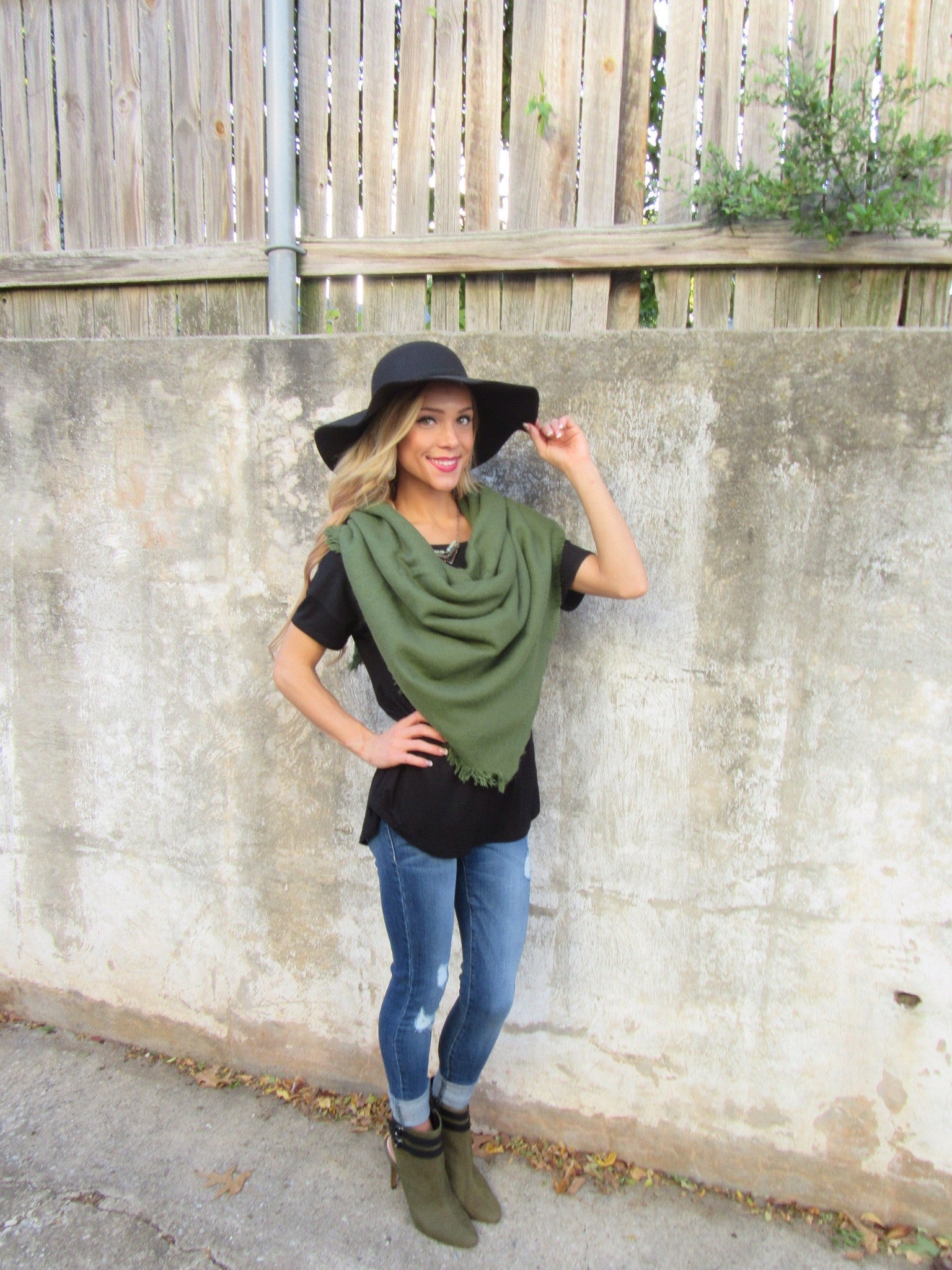 KATE Plaid Blanket Fringe Scarf