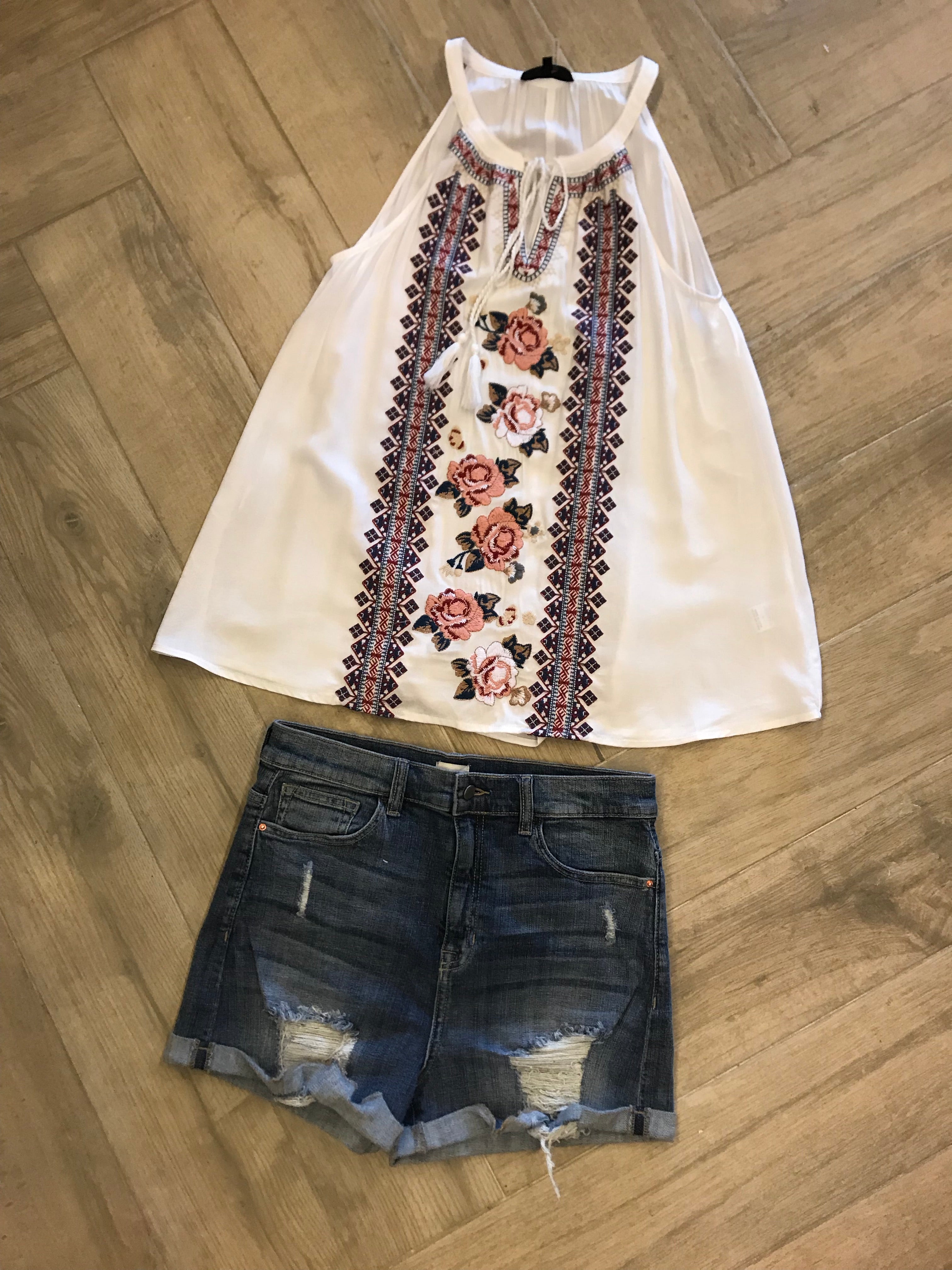 PINNACLE Floral Embroidered Top