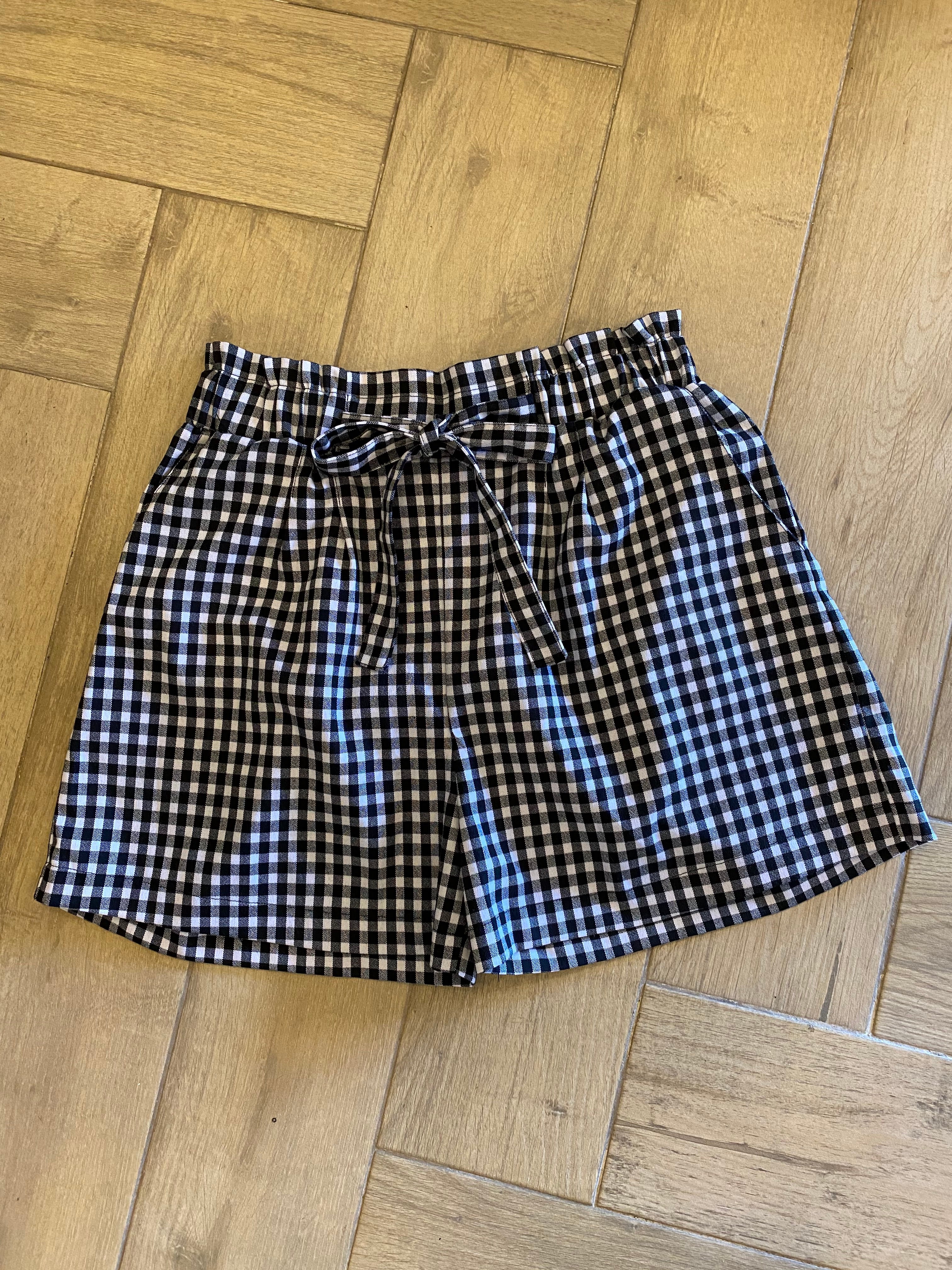 EXCURSION Gingham HiRise Shorts