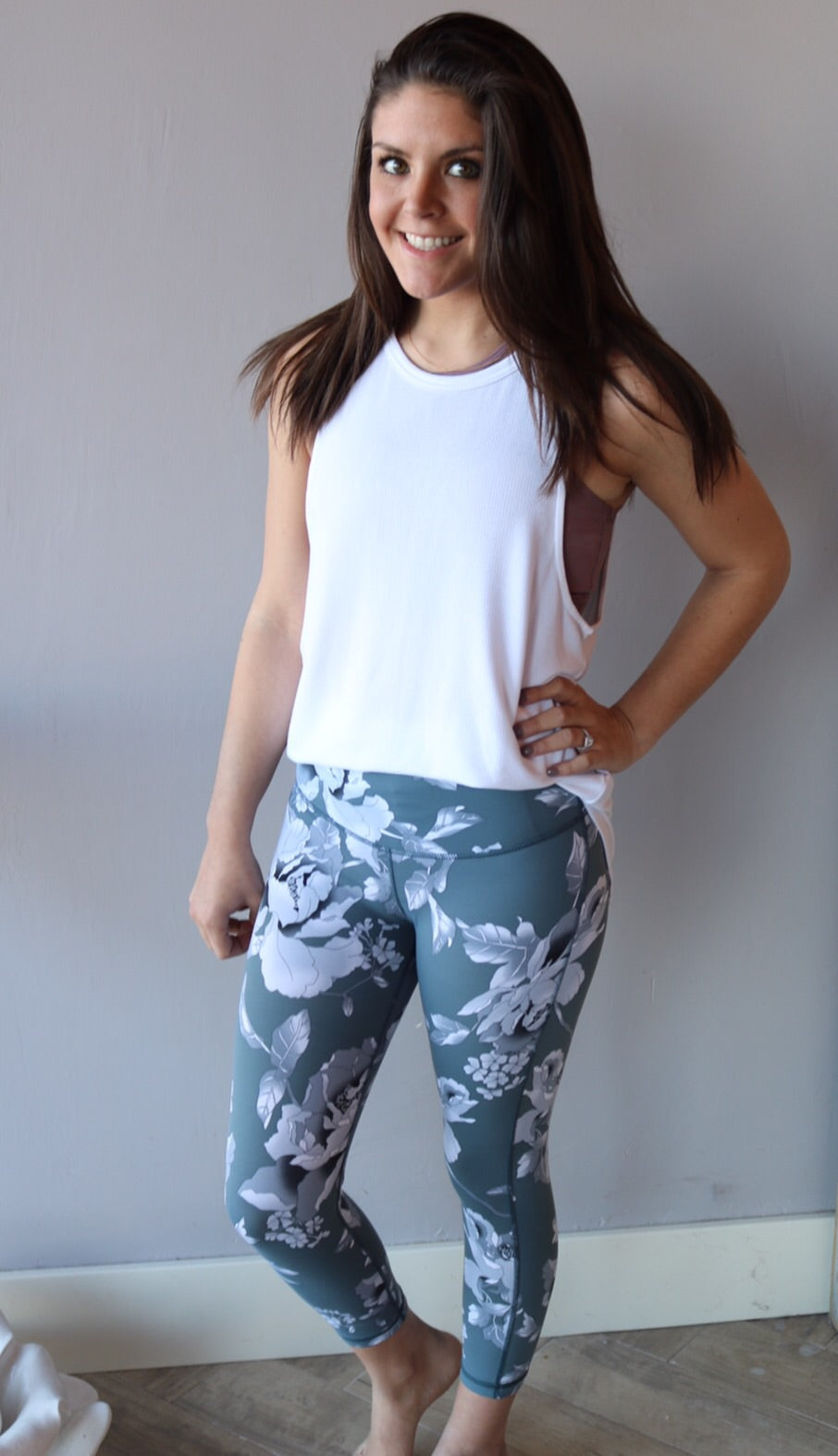 BLOOMING HiWaist Floral Crop Leggings