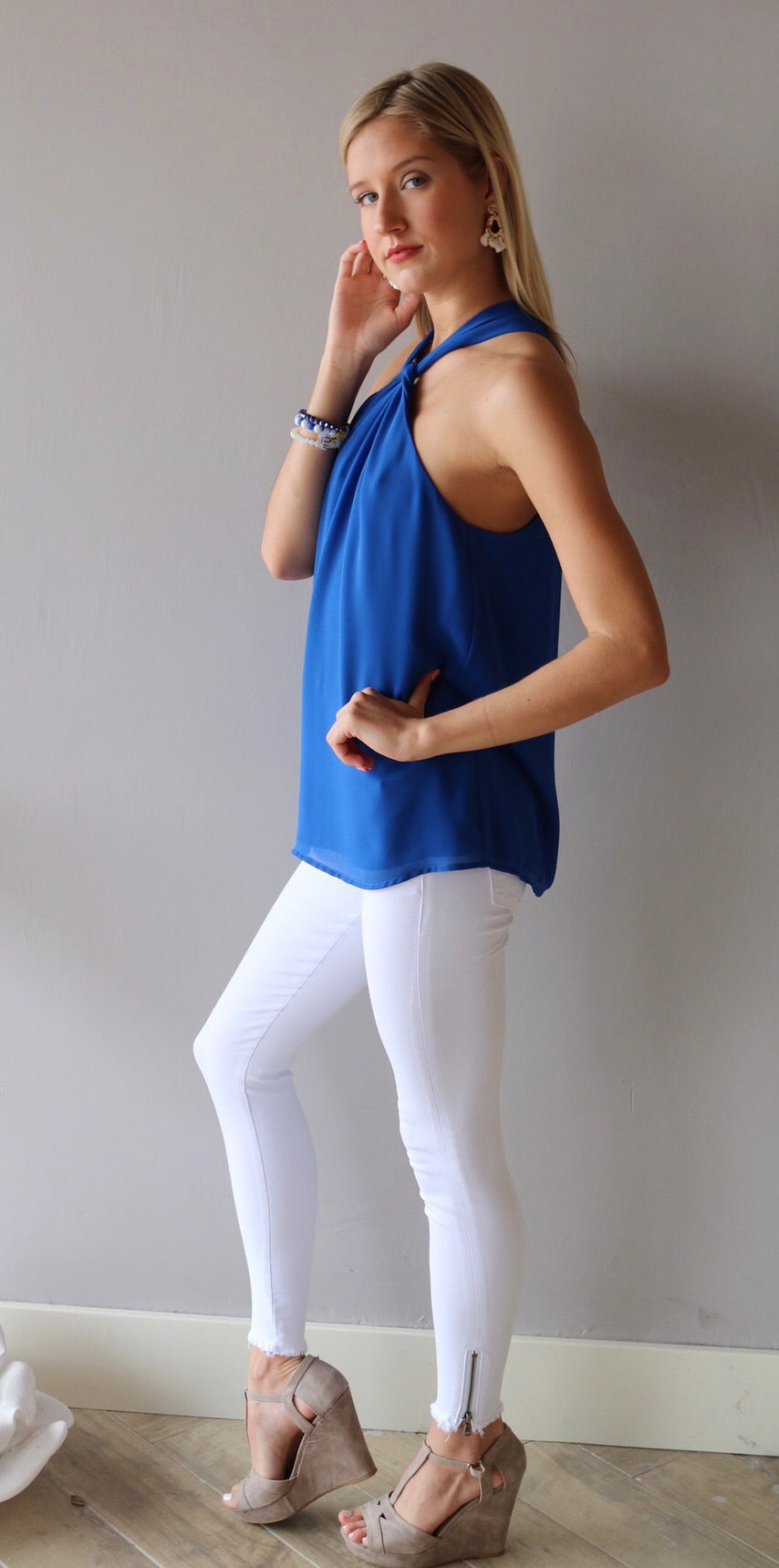 HI CLASS TwistFront Chiffon Halter Top