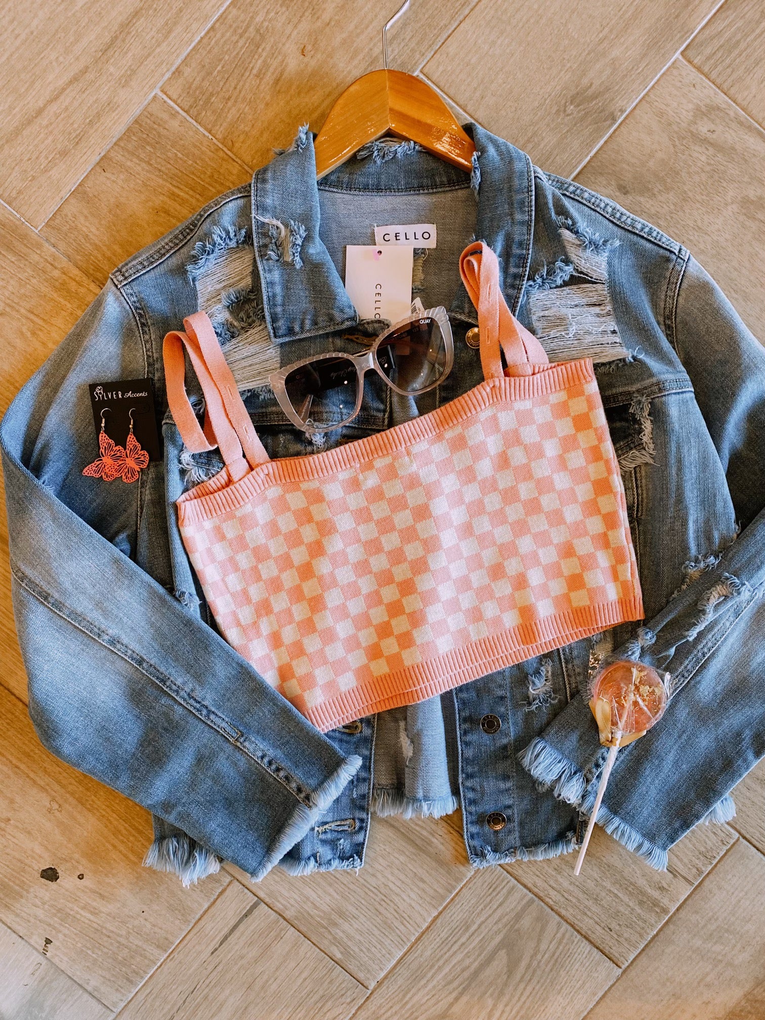 IZZY Check X-Box Crop Sweater Top