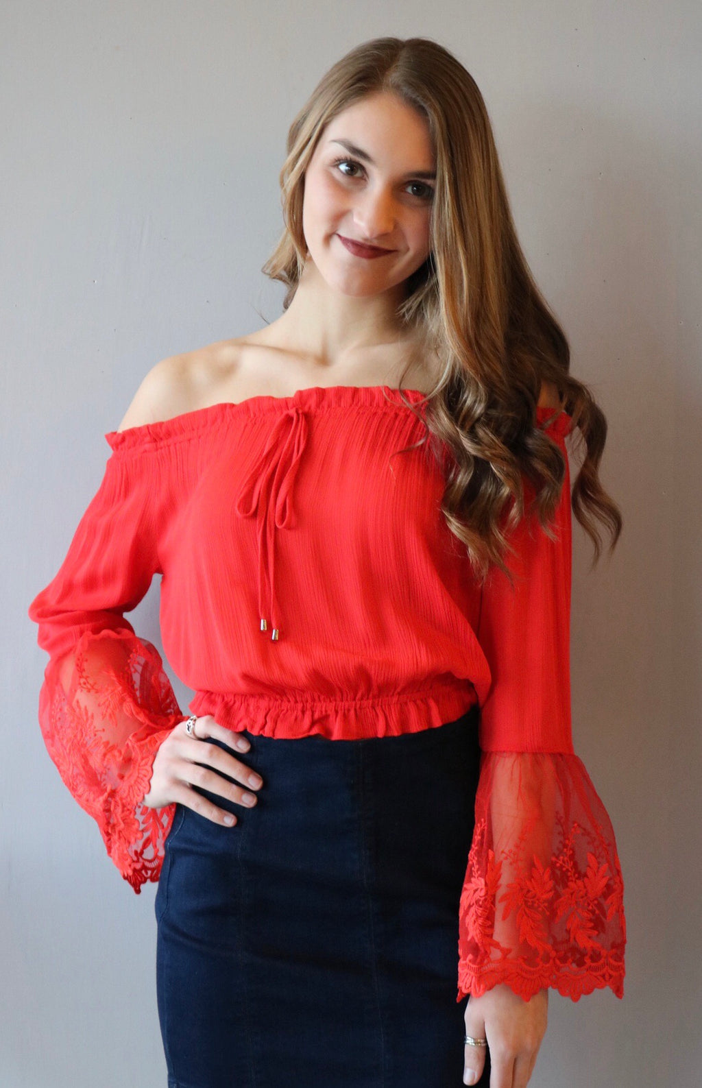 LOVE SOMEBODY Smock OffShoulder Lace BellSleeve Top