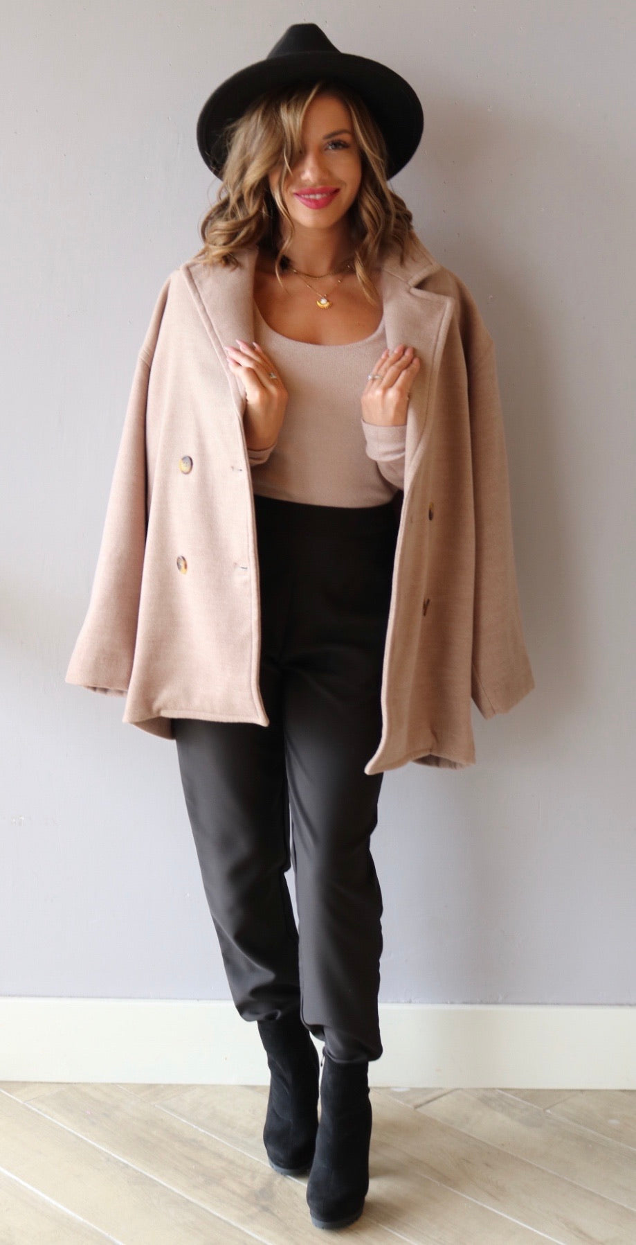 MICHAEL STARS RoucheSleeve BARBARA ScoopNeck ShineJersey Top