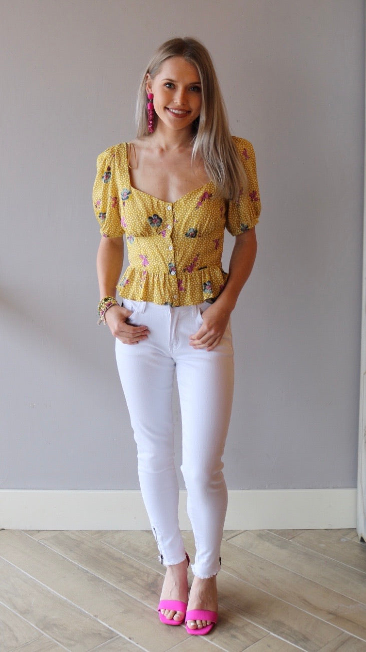 Lush NONI Floral/PolkaDot Sweetheart Neck ButtonDown Ruffle Peplum Top