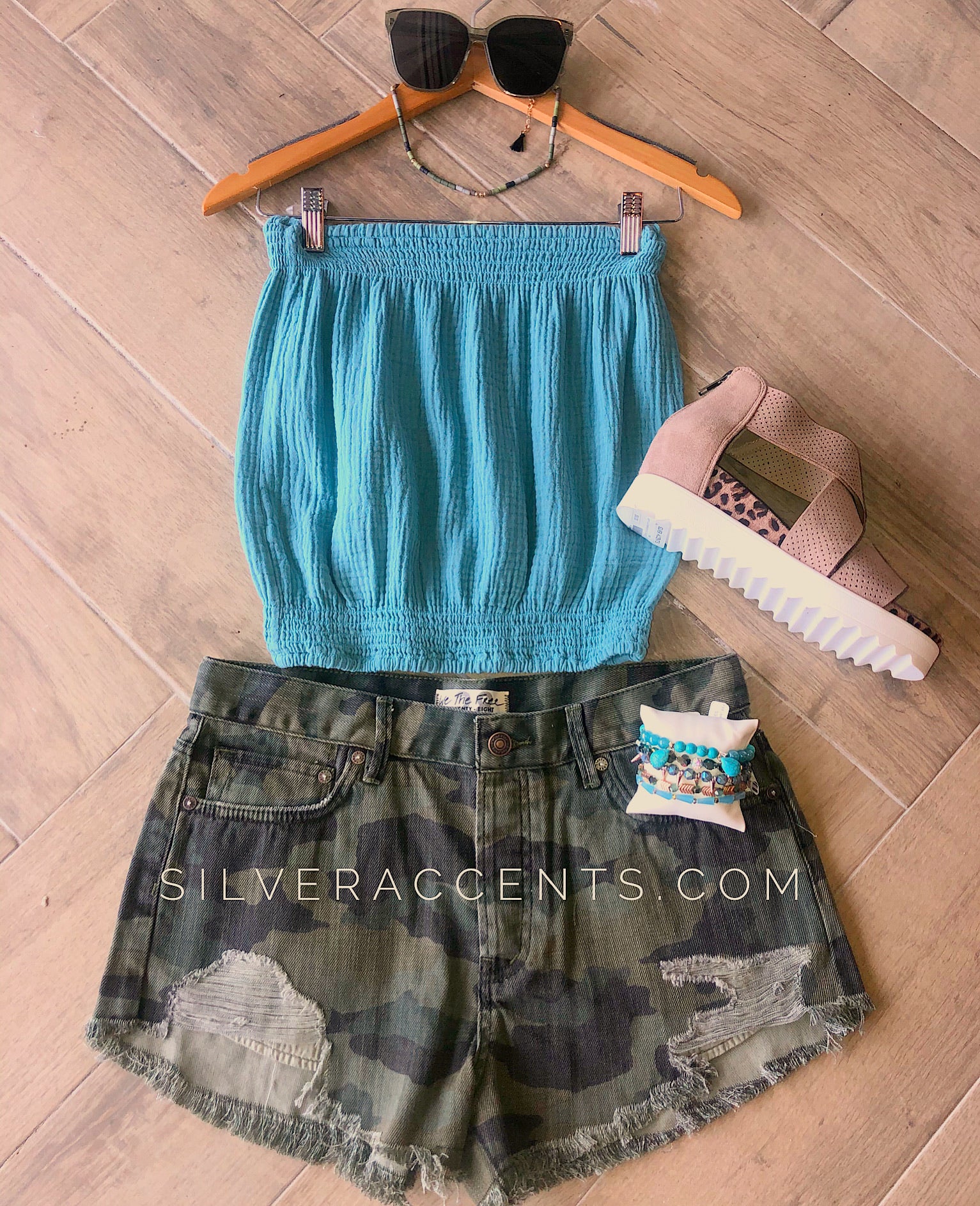 FREE PEOPLE Camo Print LOVING GOOD VIBRATIONS RawHem Denim Shorts