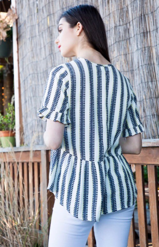 UNDIVIDED Stripe RuffleHem/Short Sleeve Pom TieNeck Top