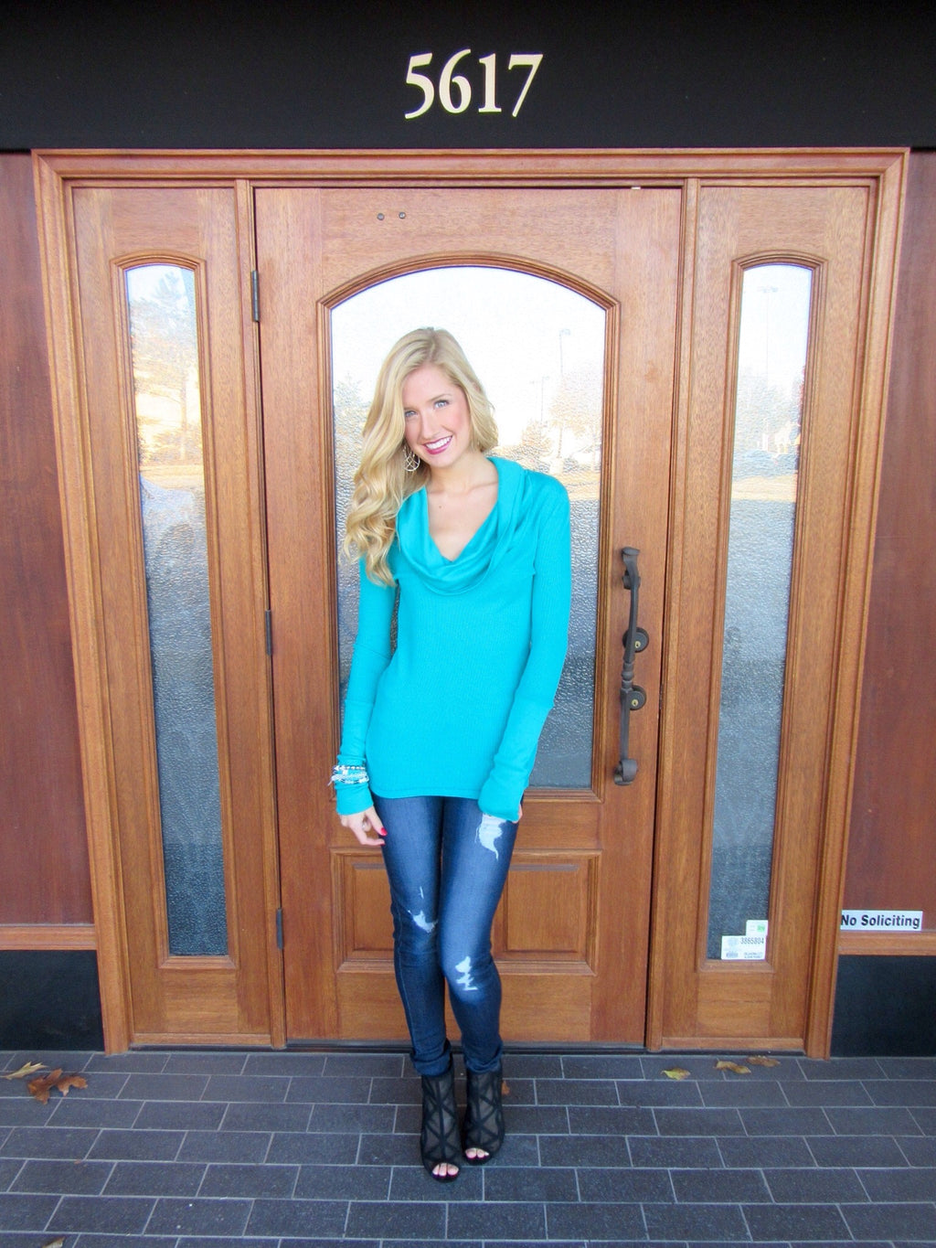 BOBI Thermal FACEOFF CowlNeck Top