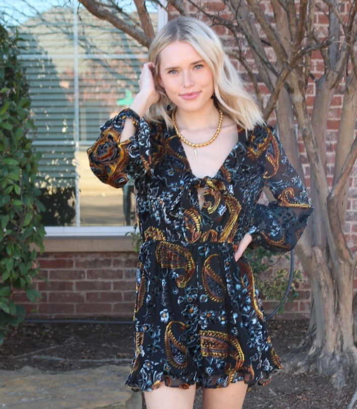 SAINT Velvet Burnout Floral Tie Front/Sleeve Short Romper