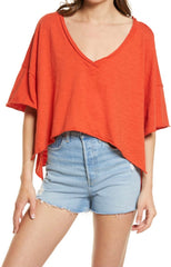 FREE PEOPLE Cropped CALLY V-Neck Tee Top