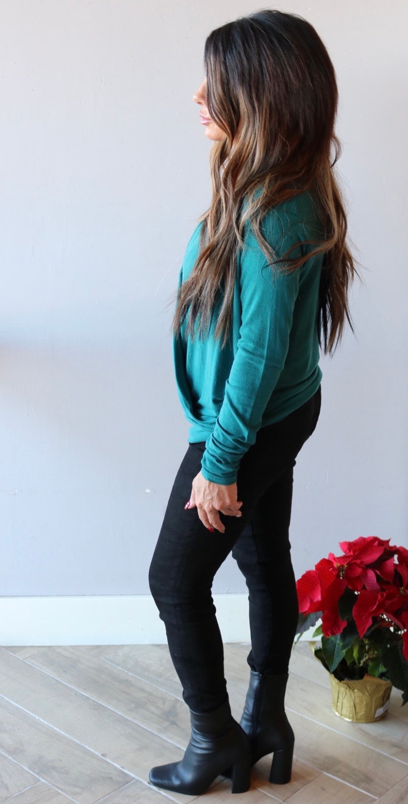 BOBI  CosmoJersey MYSTIQUE Surplice Top