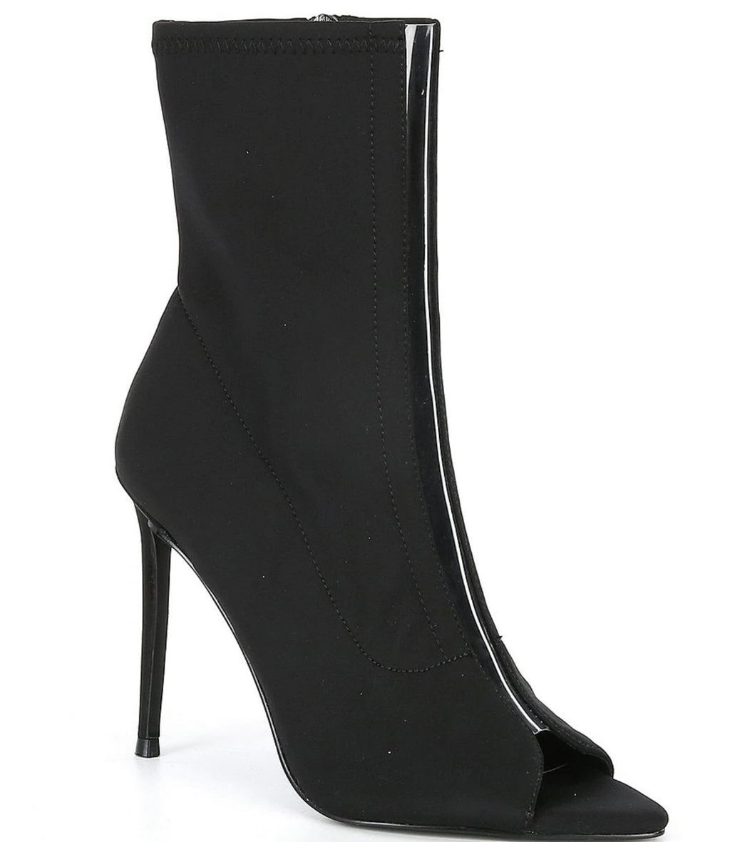 STEVE MADDEN Peeptoe FINLEY Clear Detail Bootie