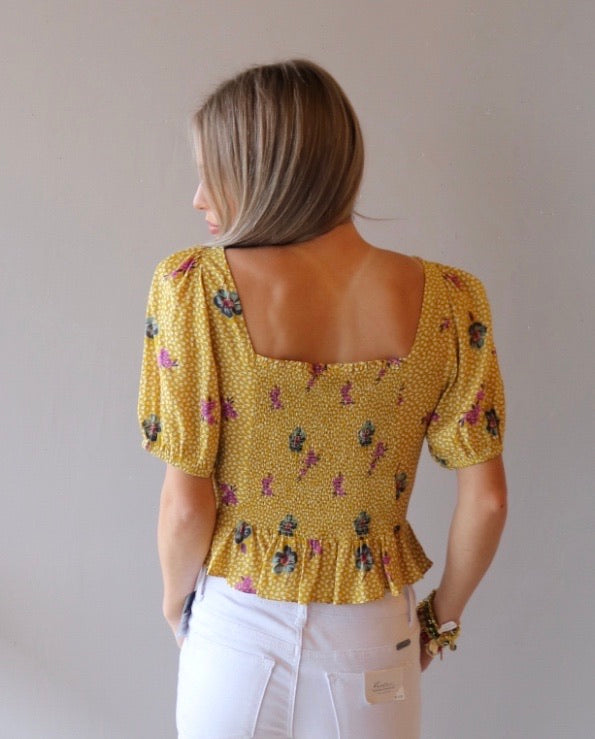 Lush NONI Floral/PolkaDot Sweetheart Neck ButtonDown Ruffle Peplum Top