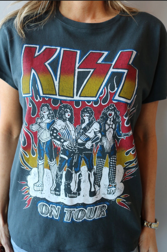 Vintage Kiss Logo Distressed Ripped Band Tshirt