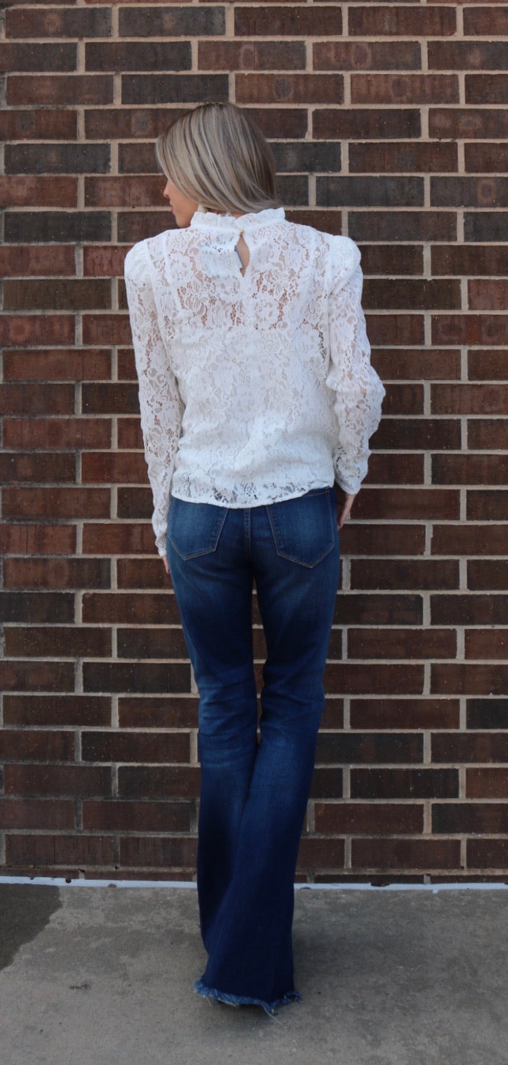 Mittoshop ARTFUL Lace Gathered MockNeck PuffSleeve Top